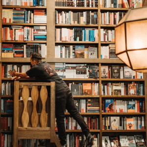 Librería Escaramuza